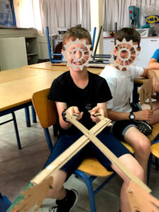 פרוייקט מנגנון מקרטון, מנגנון מוכן, מתוך מאגר התכנים של חברת מינימייקרס