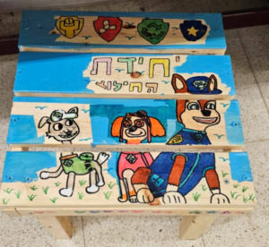 פרוייקט שרפרפים שבנו תלמידים בסדנת המייקרס