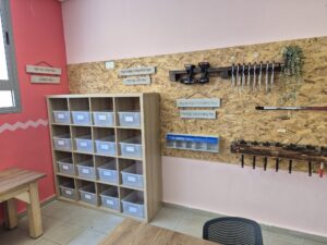 מייקרספייס ורוד בבית הספר בית רבקה
